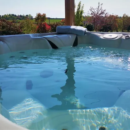 B&B Capmasil Et Virac